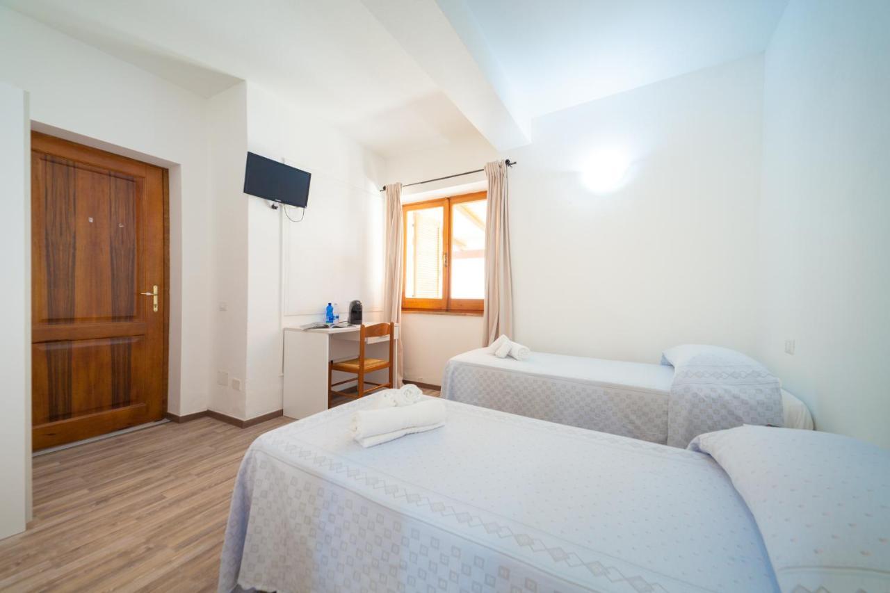Brezza B&B Golfo Aranci Ngoại thất bức ảnh